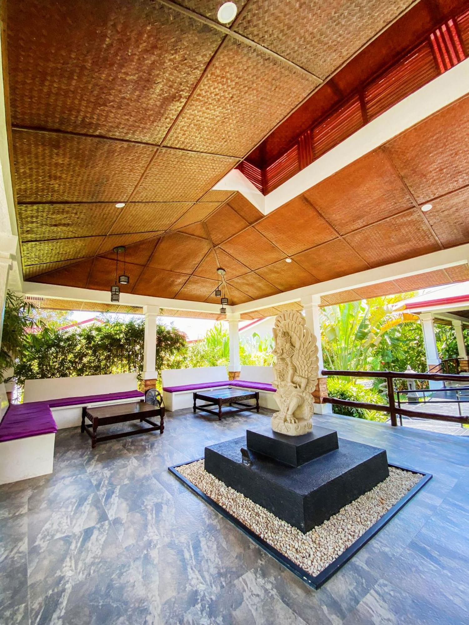 Carpe Diem Villas & Resort Puerto Princesa Exterior foto